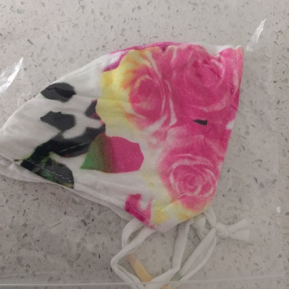 Light summer design face masks 🍀🍀🍀 - Picture 5 of 8